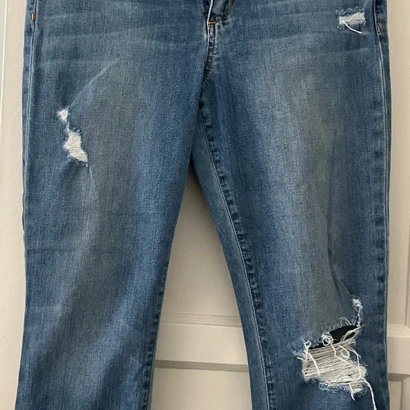 Joe’s Distressed Boyfriend Jeans - Picture 4 of 7